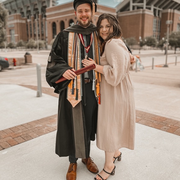 Meet your Posher, Mikaylee - Picture 2 of 4